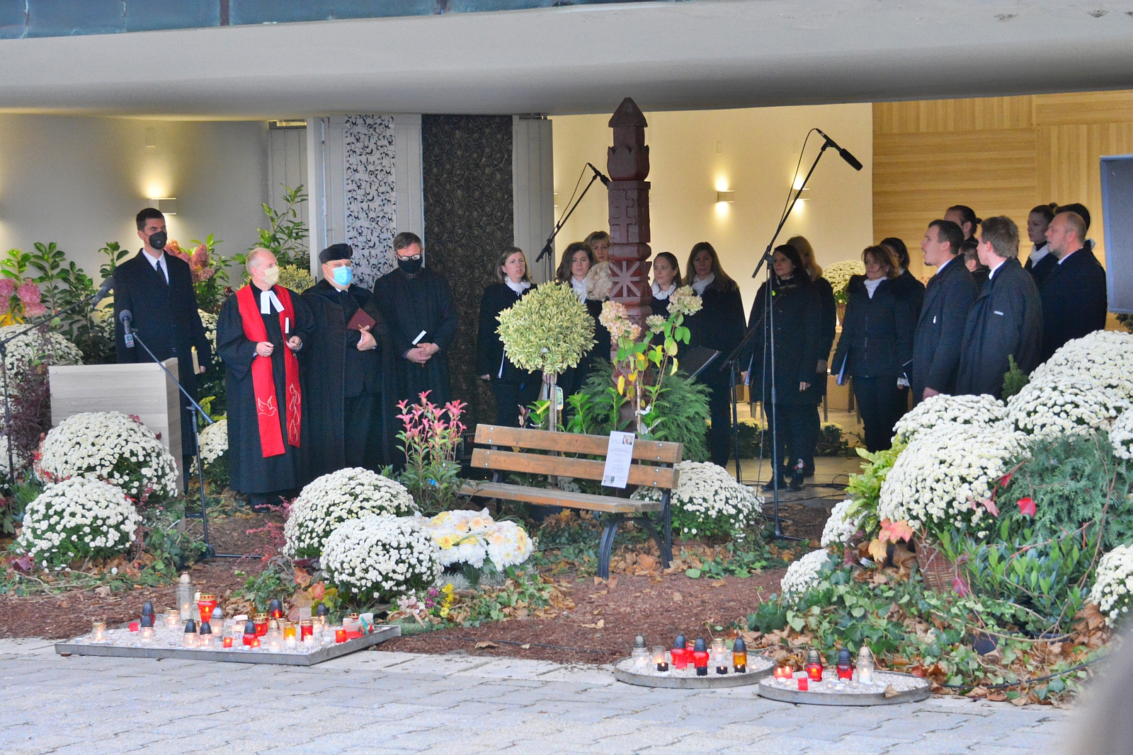 Ökumenikus megemlékezés a Béla úti temetőben